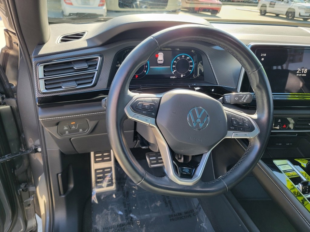 Used 2024 Volkswagen Atlas Cross Sport SEL R-Line image 18