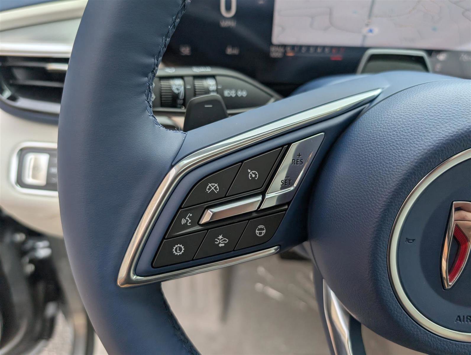 New 2026 Buick Enclave Avenir w/ Super Cruise Package image 24