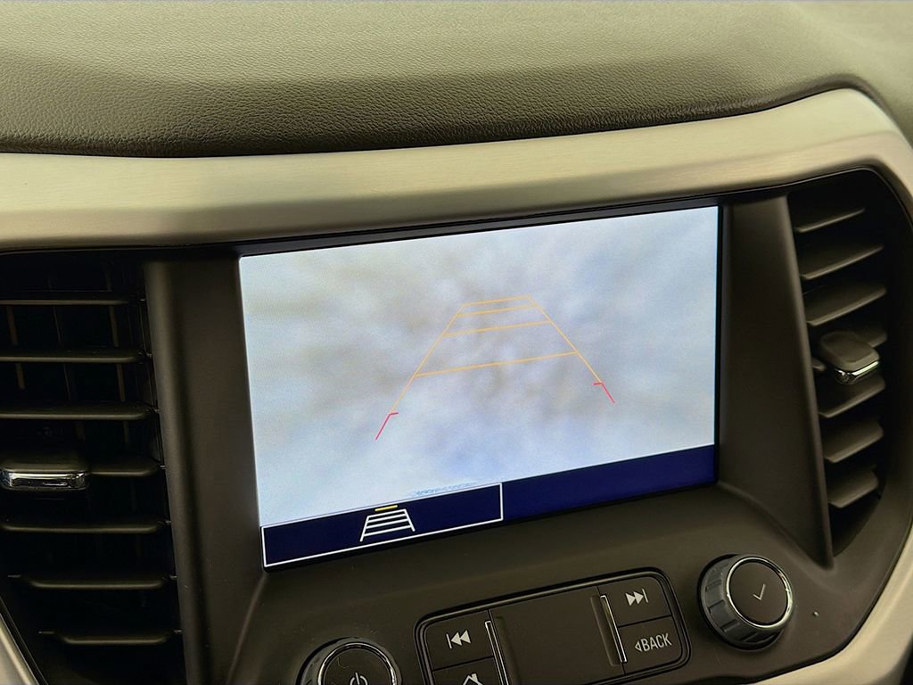 Used 2023 GMC Acadia SLE w/ Driver Convenience Package image 31
