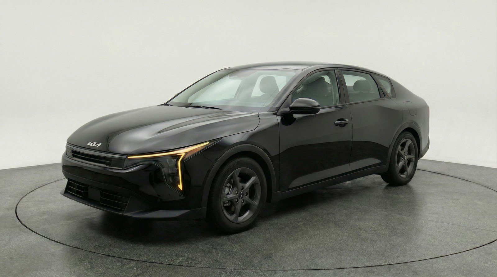 Used 2025 Kia K4 FWD image 3