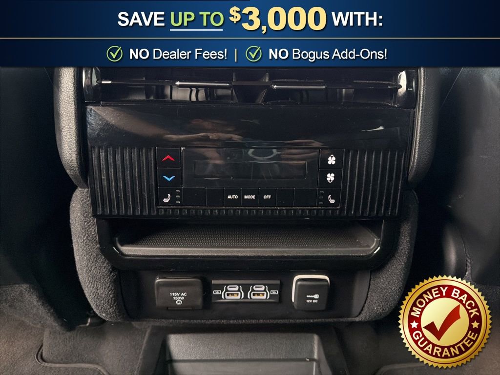 Used 2024 Jeep Wagoneer Series III image 22