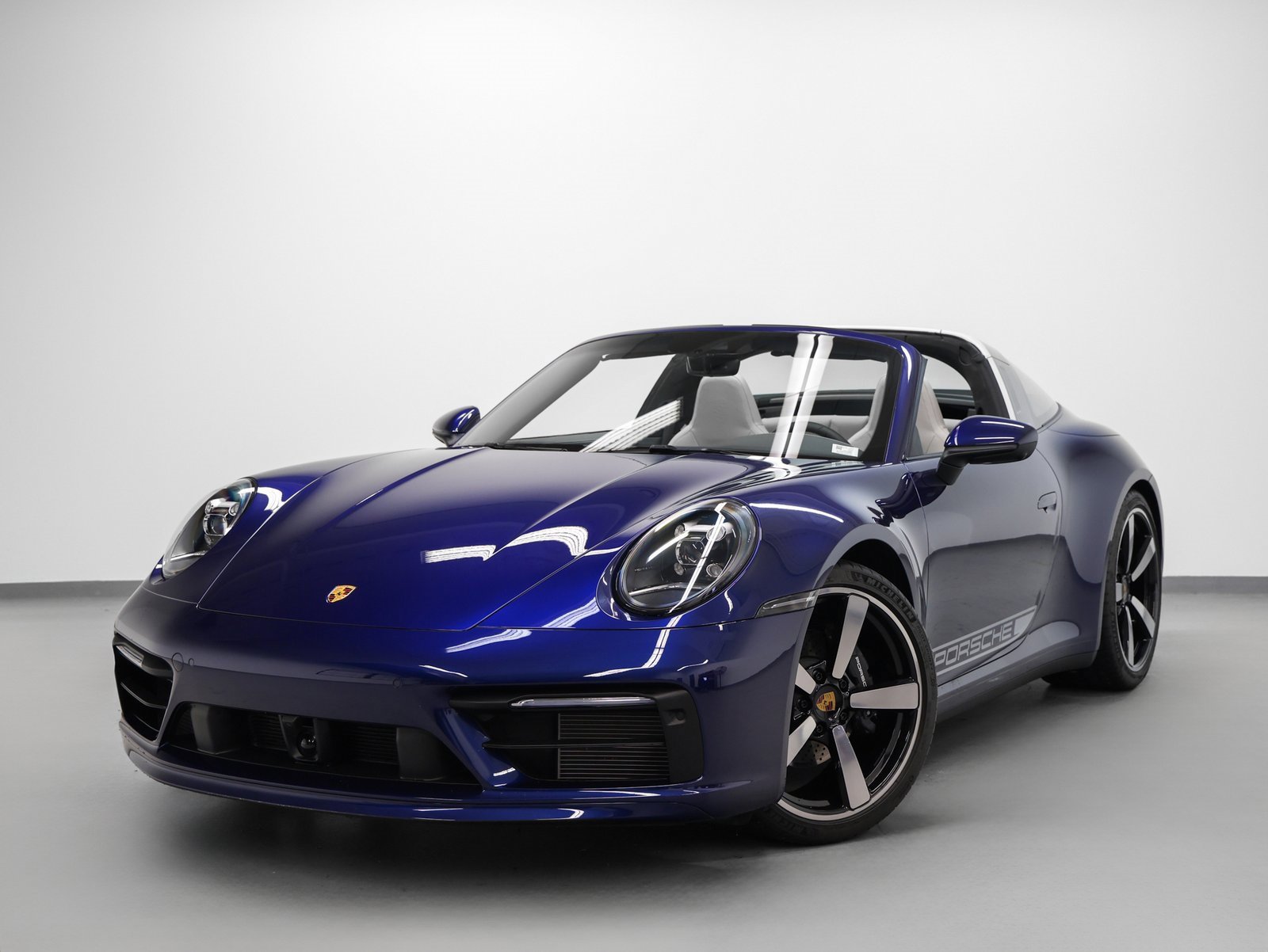 Used 2024 Porsche 911 Targa 4 image 1