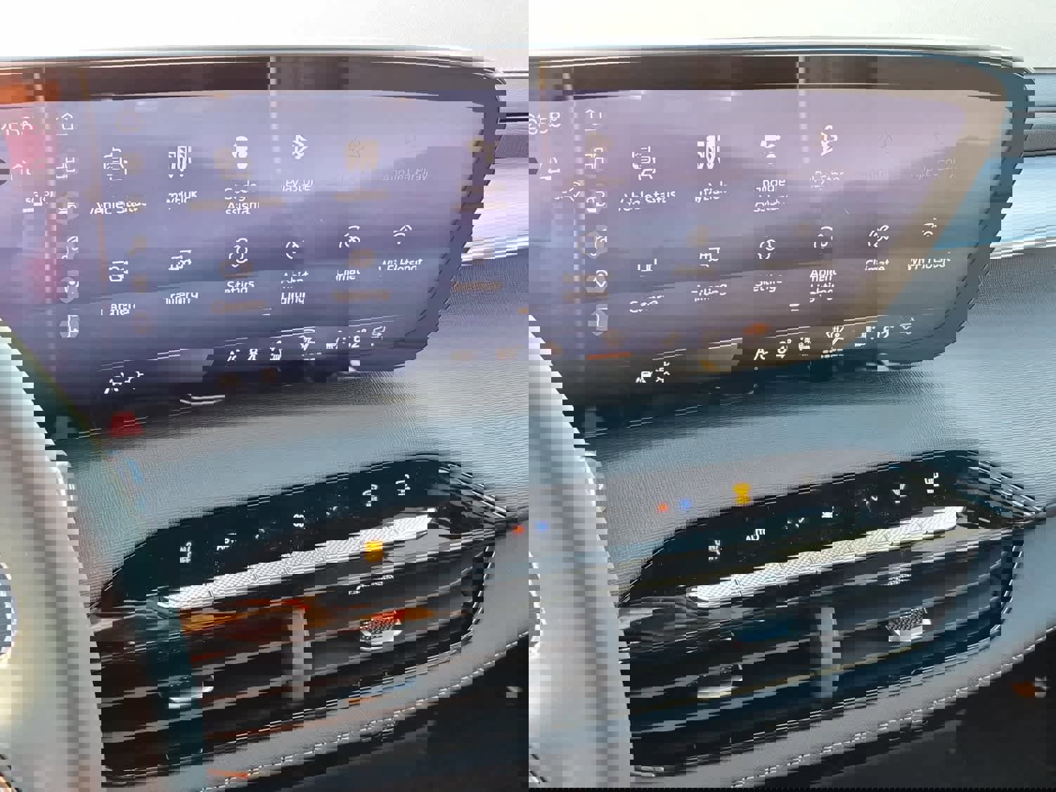 New 2026 Buick Enclave Preferred w/ LPO, Floor Liner Package image 14