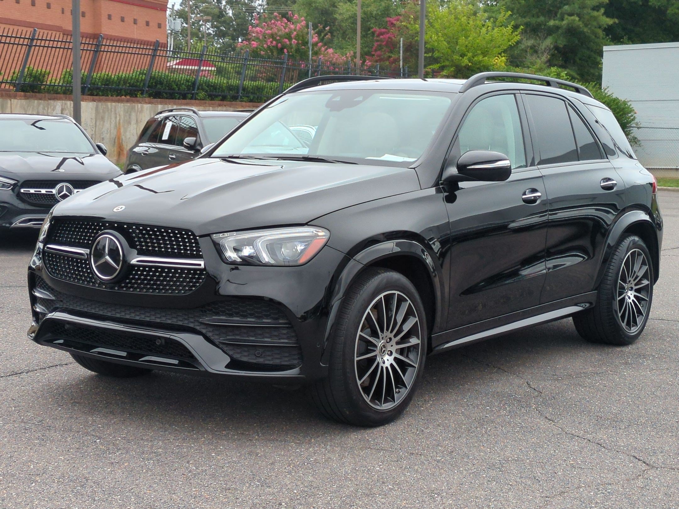 Used 2023 Mercedes-Benz GLE 450 4MATIC image 7
