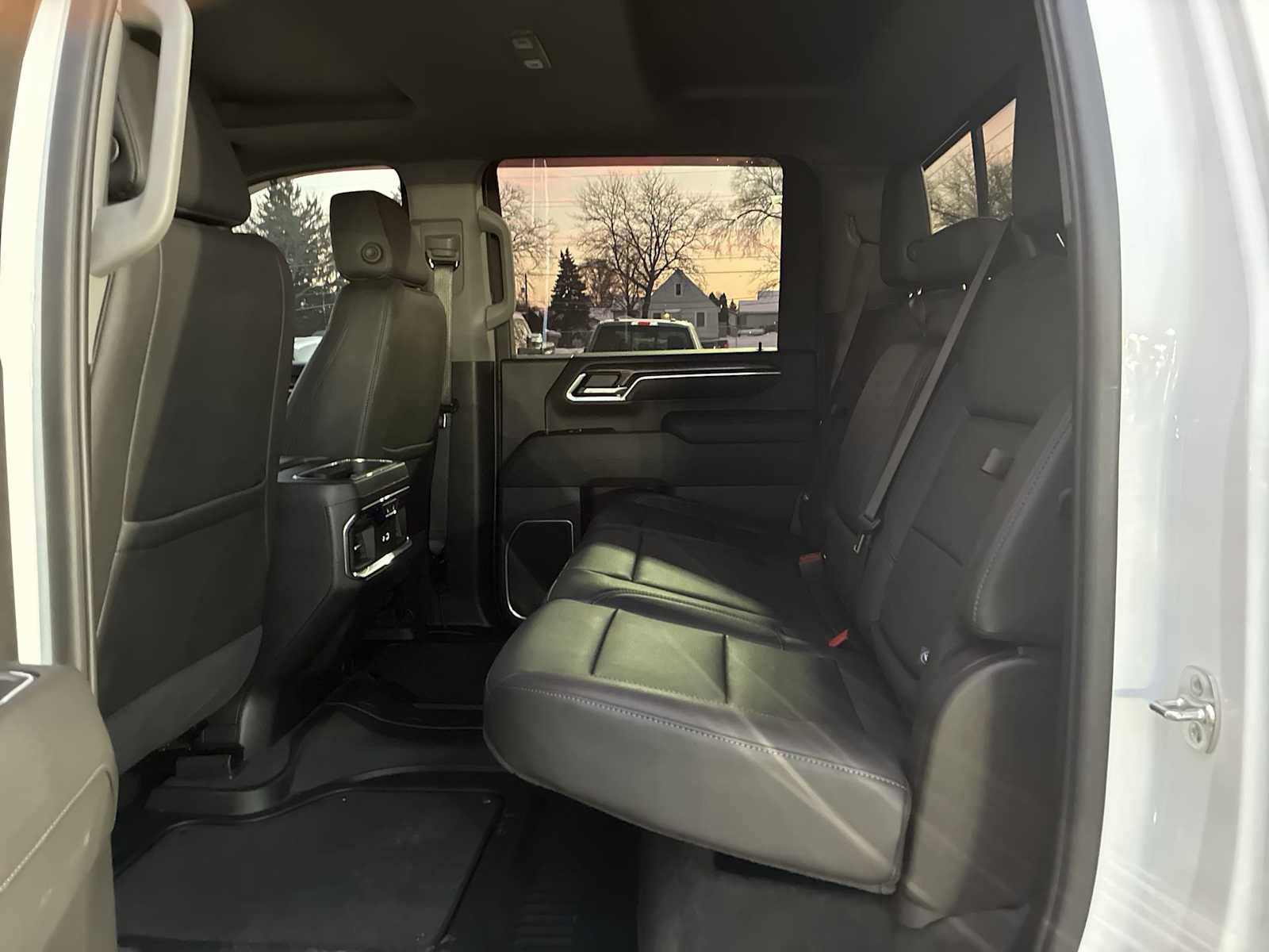 Used 2025 Chevrolet Silverado 3500 LTZ image 26