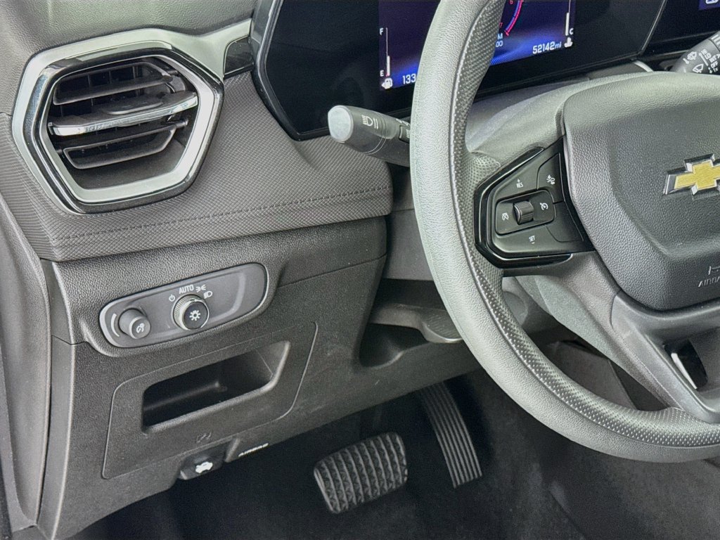 Used 2025 Chevrolet TrailBlazer LT FWD image 10
