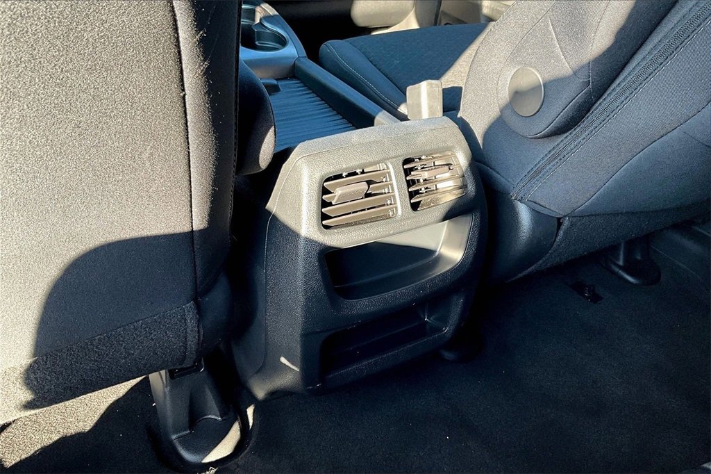 Used 2021 Honda Passport Sport image 27