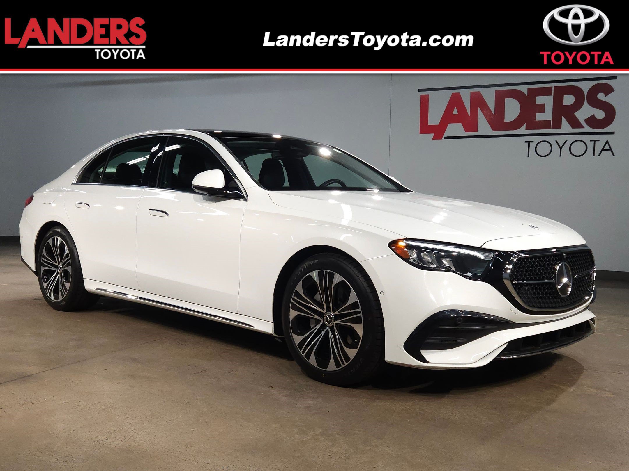 Used 2025 Mercedes-Benz E 350 Sedan w/ Winter Package image 1
