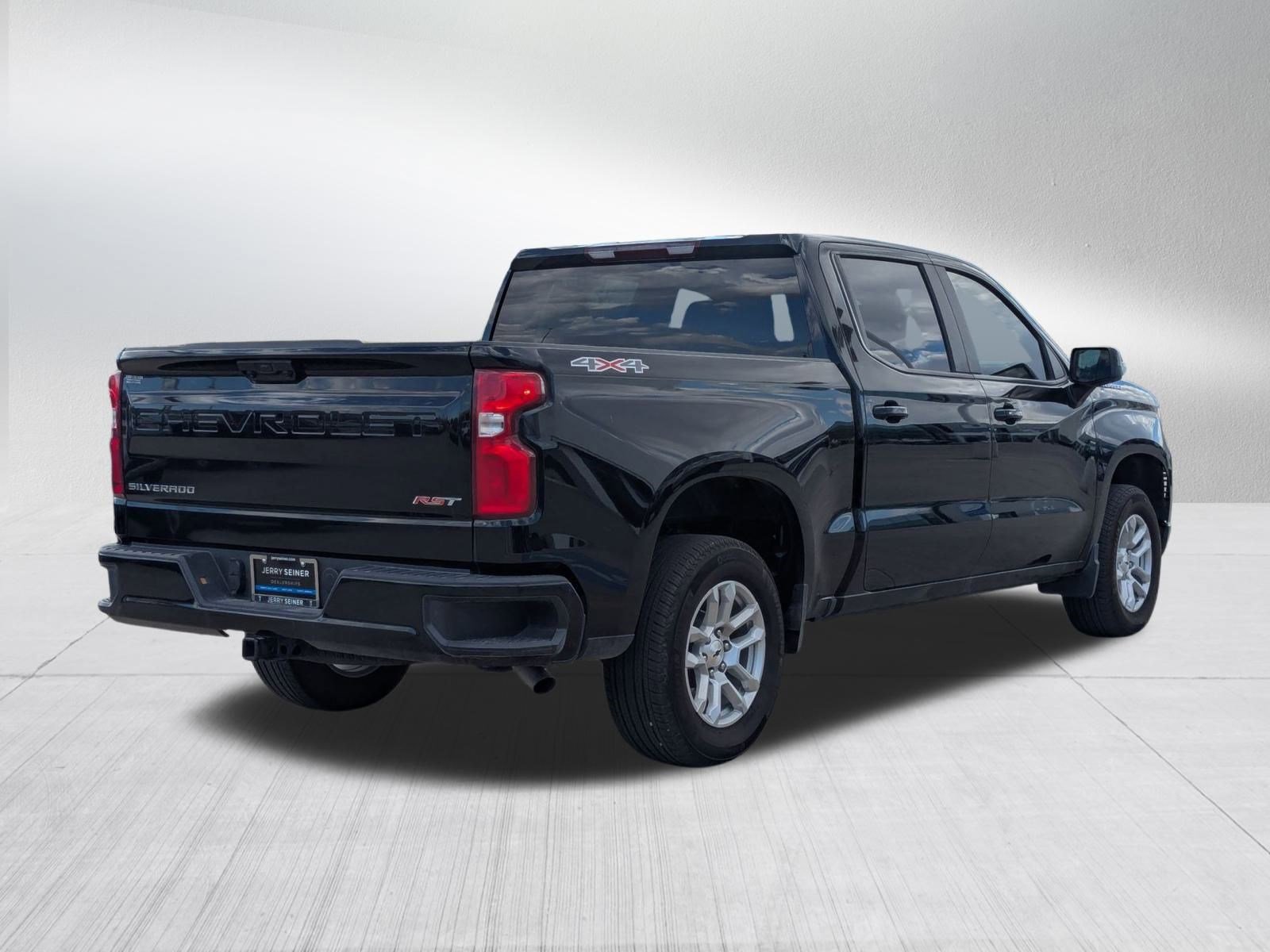 Certified 2024 Chevrolet Silverado 1500 RST image 6