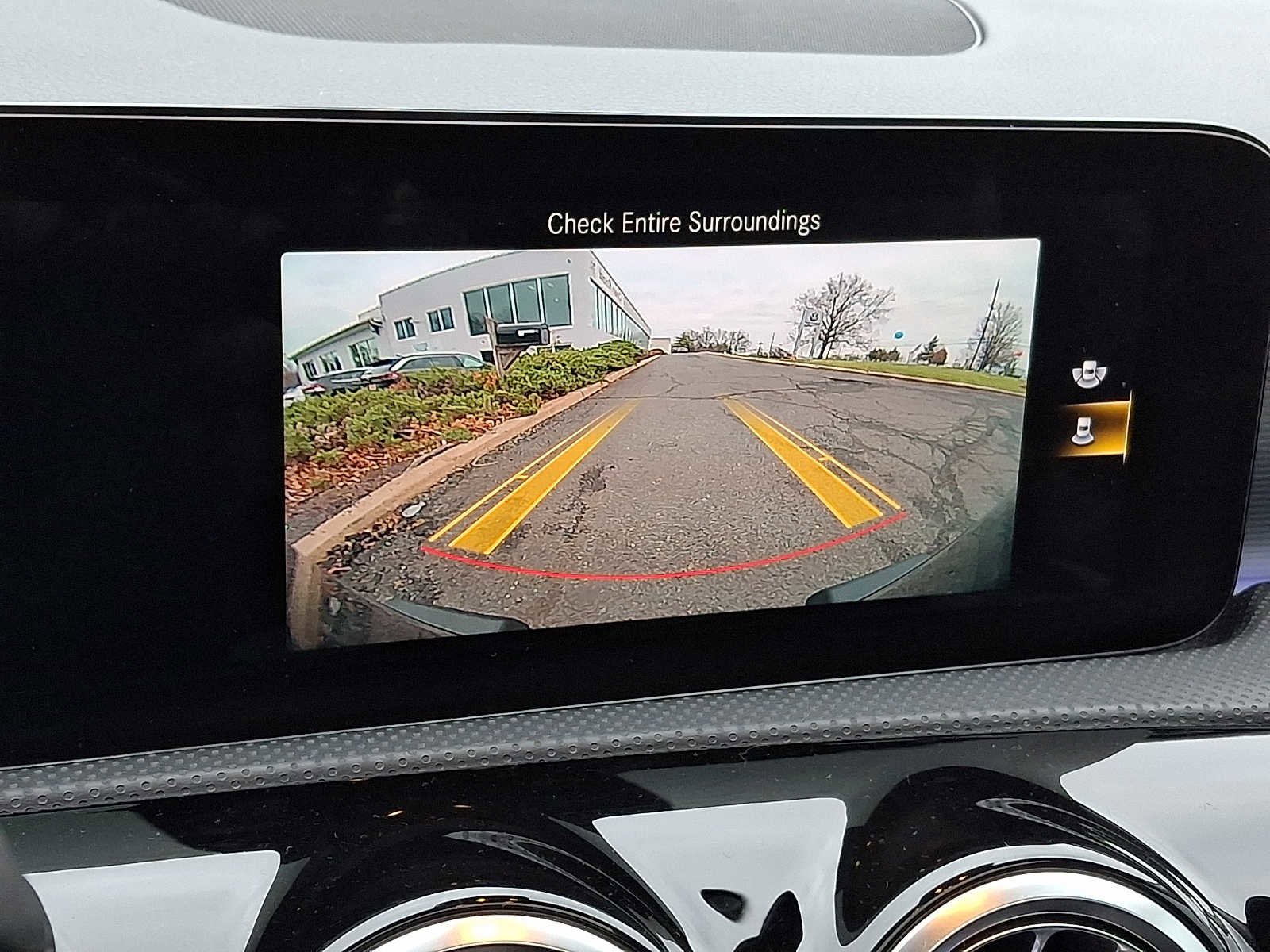 Used 2022 Mercedes-Benz CLA 250 4MATIC w/ Premium Package Lite image 16