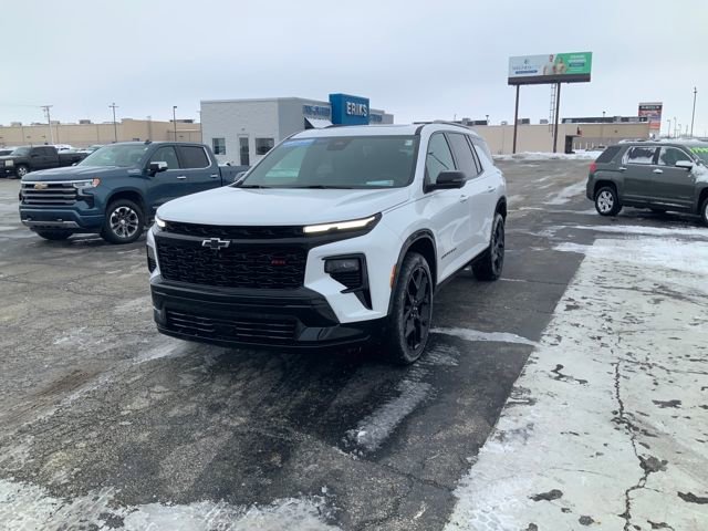 Certified 2025 Chevrolet Traverse RS w/ LPO, Floor Liner Package image 2