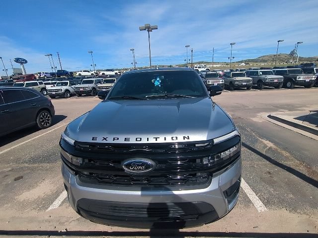 Certified 2024 Ford Expedition Limited RWD image 2