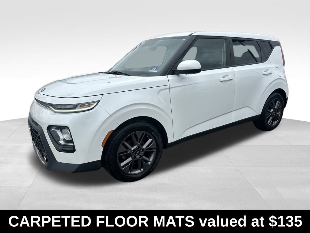 Used 2020 Kia Soul EX image 3