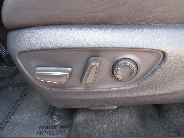 Used 2025 Toyota RAV4 XLE image 16