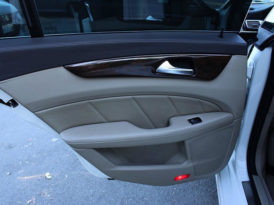 Used 2012 Mercedes-Benz CLS 63 AMG image 16