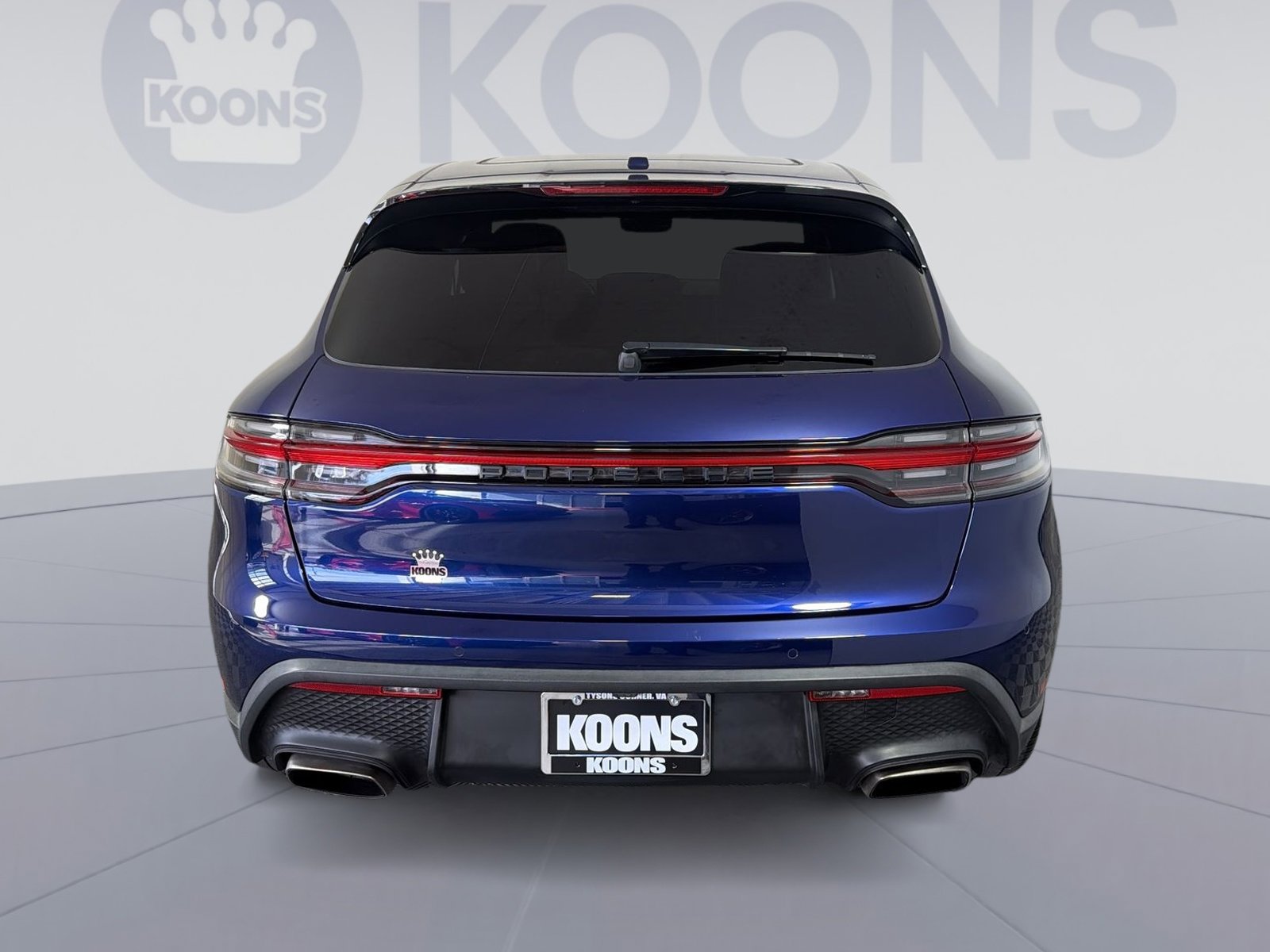 Used 2022 Porsche Macan w/ Premium Package Plus image 5