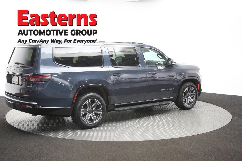 Used 2024 Jeep Wagoneer L Series II w/ Flexible Seating Group RWD image 50