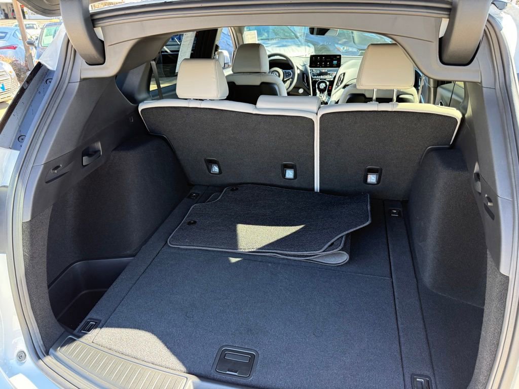 Certified 2025 Acura RDX SH-AWD image 17