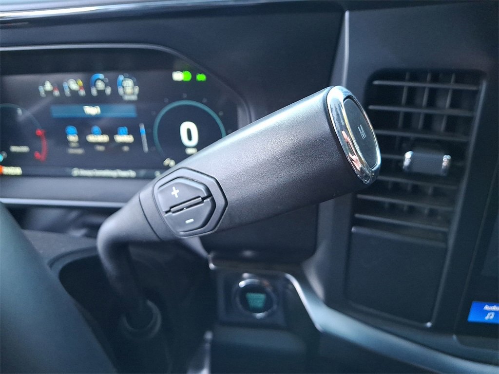 Used 2024 Ford F350 Lariat w/ Chrome Package image 14