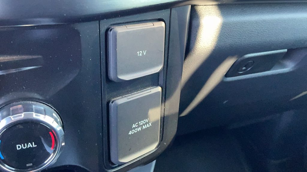 Used 2025 Ford F250 Lariat w/ Lariat Ultimate Package AWD/4WD image 37