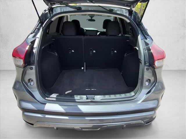 Used 2024 Nissan Kicks SV FWD image 6