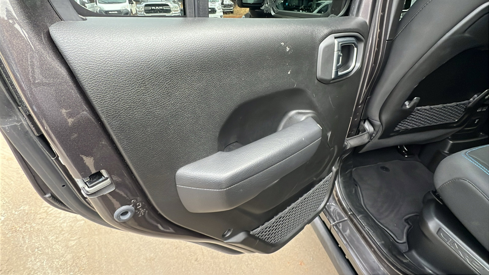 Used 2025 Jeep Wrangler Unlimited Rubicon 4xe w/ Safety Group image 22