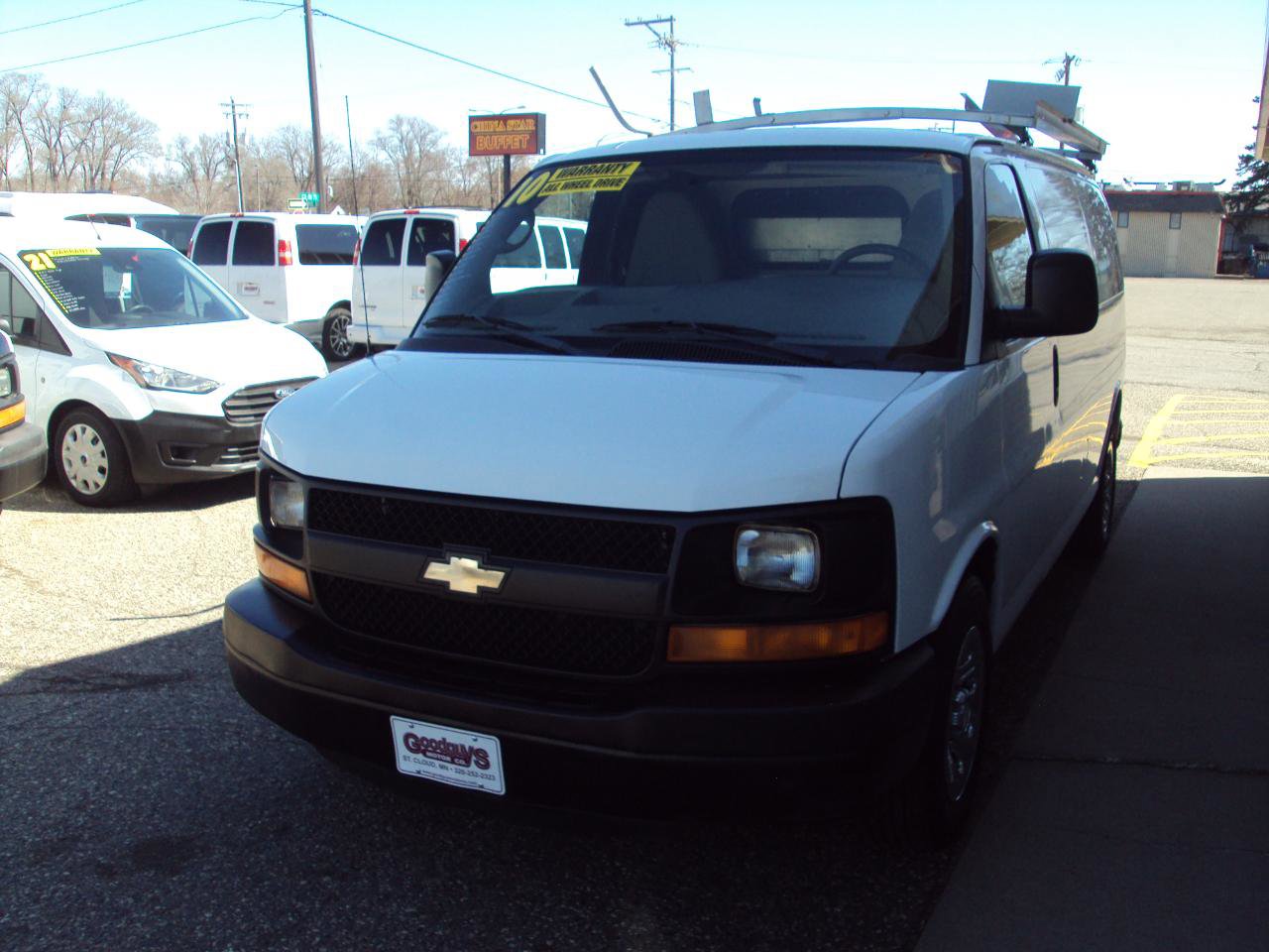 Used 2010 Chevrolet Express 1500 AWD image 4