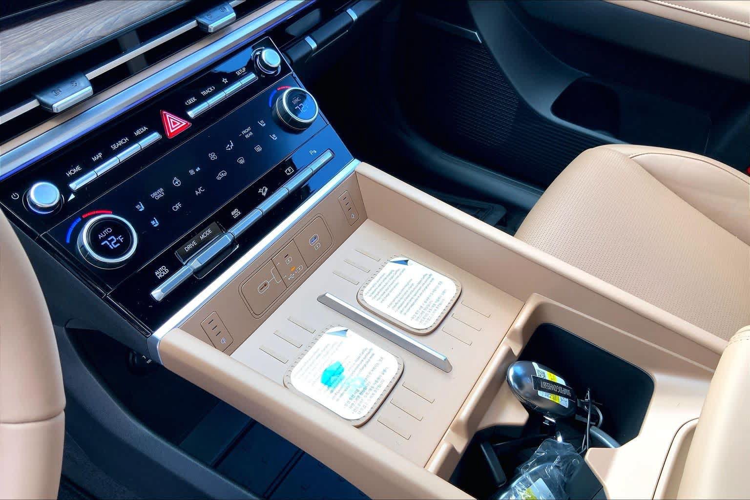 New 2027 Hyundai Santa Fe Limited AWD/4WD image 8