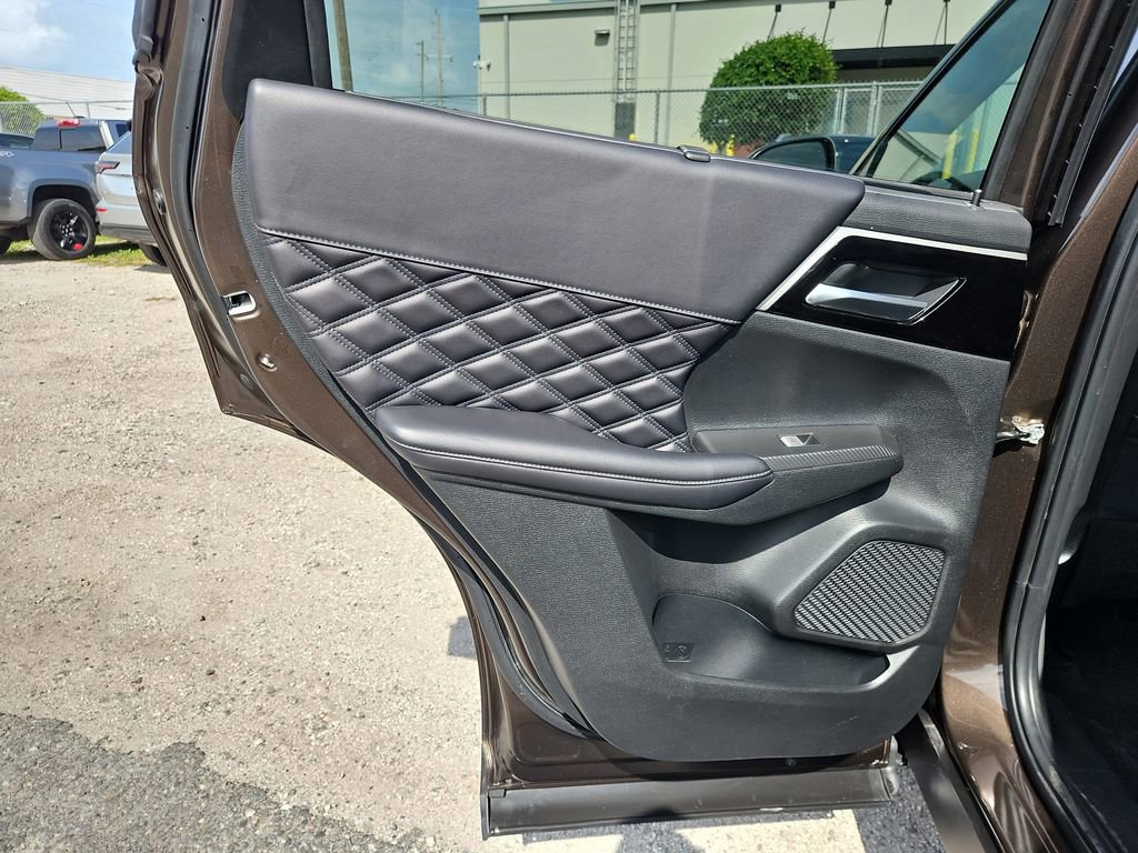 Used 2024 Mitsubishi Outlander SEL image 14