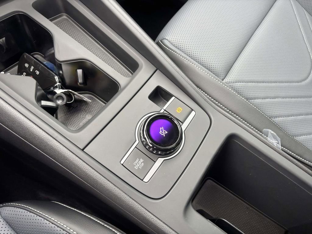 New 2026 Volkswagen Tiguan SE R-Line image 23