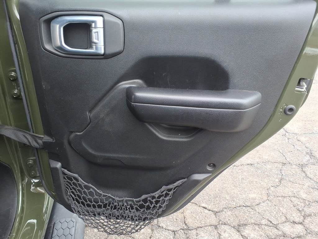 Used 2021 Jeep Wrangler Unlimited Sport image 17