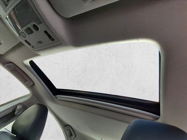 Used 2013 Lexus ES 300h w/ Luxury Pkg FWD image 13