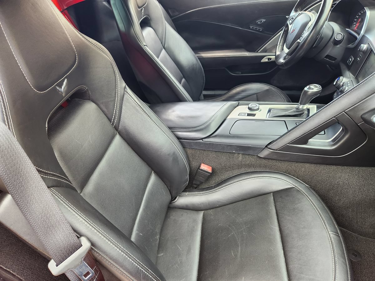 Used 2015 Chevrolet Corvette Stingray Convertible w/ 3LT Preferred Equipment Group RWD image 33