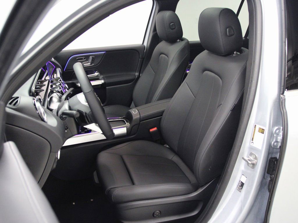 New 2026 Mercedes-Benz GLB 250 4MATIC image 12