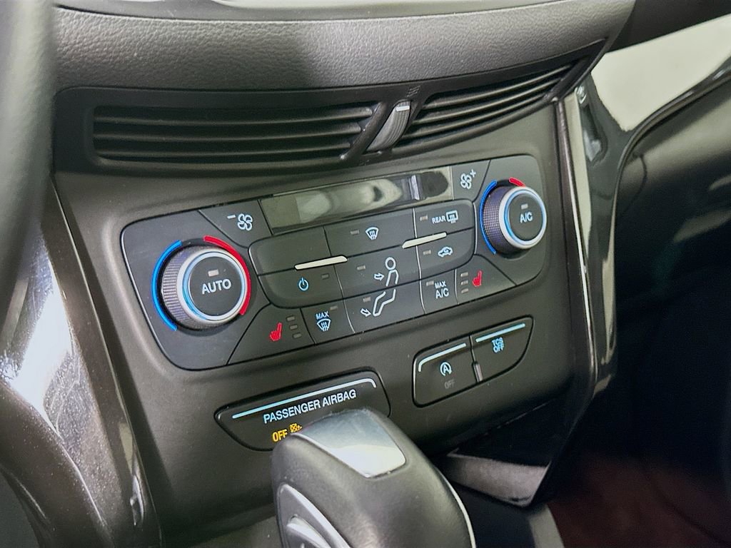 Used 2019 Ford Escape SEL image 21