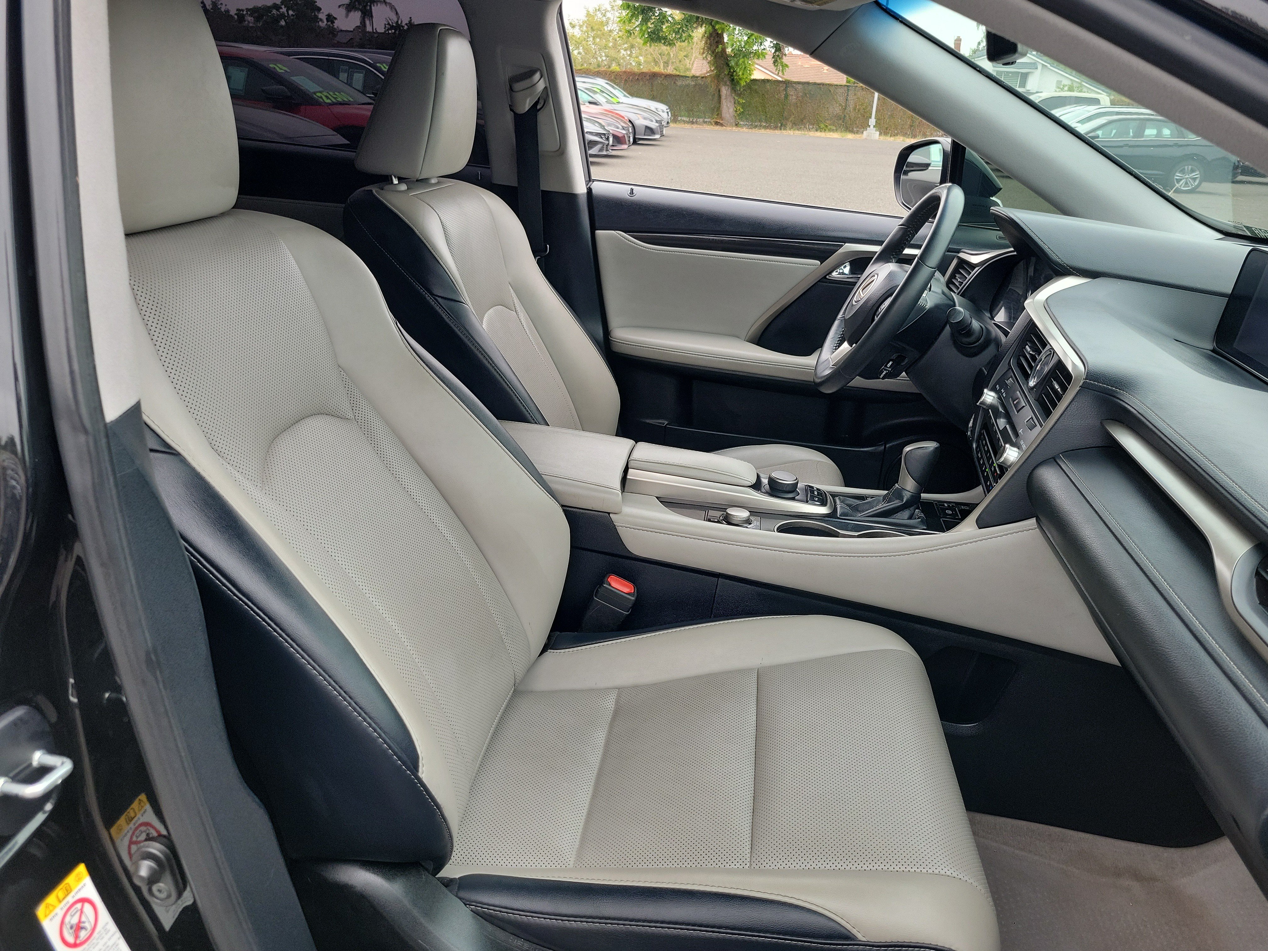 Used 2018 Lexus RX 350 FWD w/ Accessory Package image 21