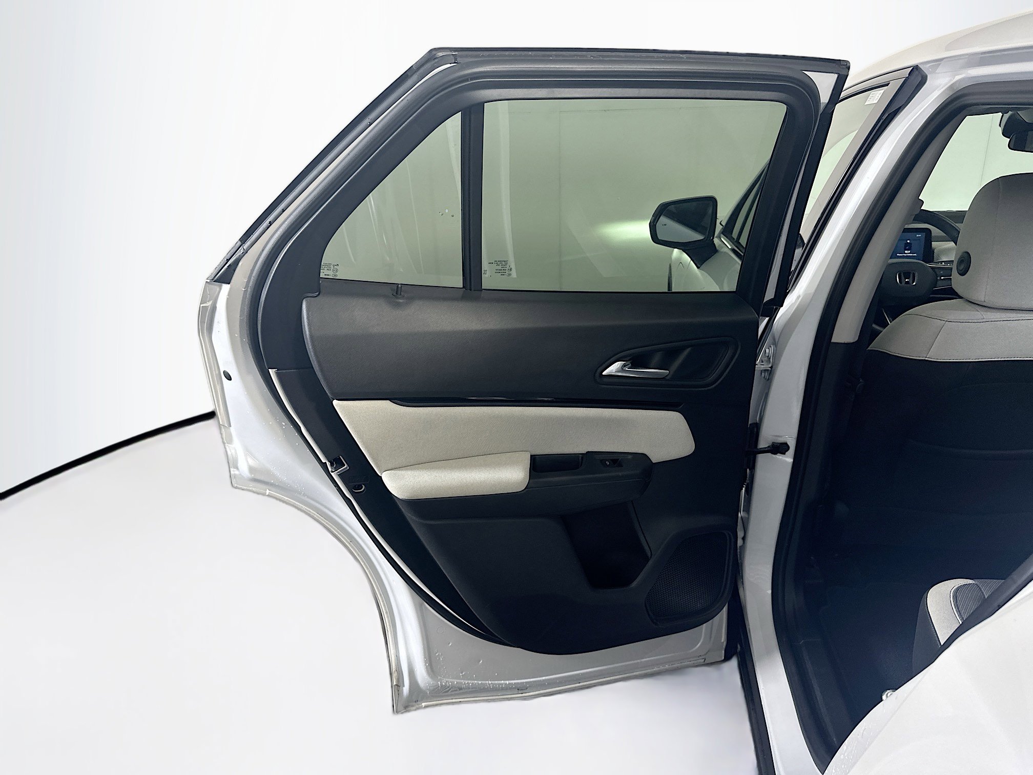 Used 2024 Honda Prologue EX image 27