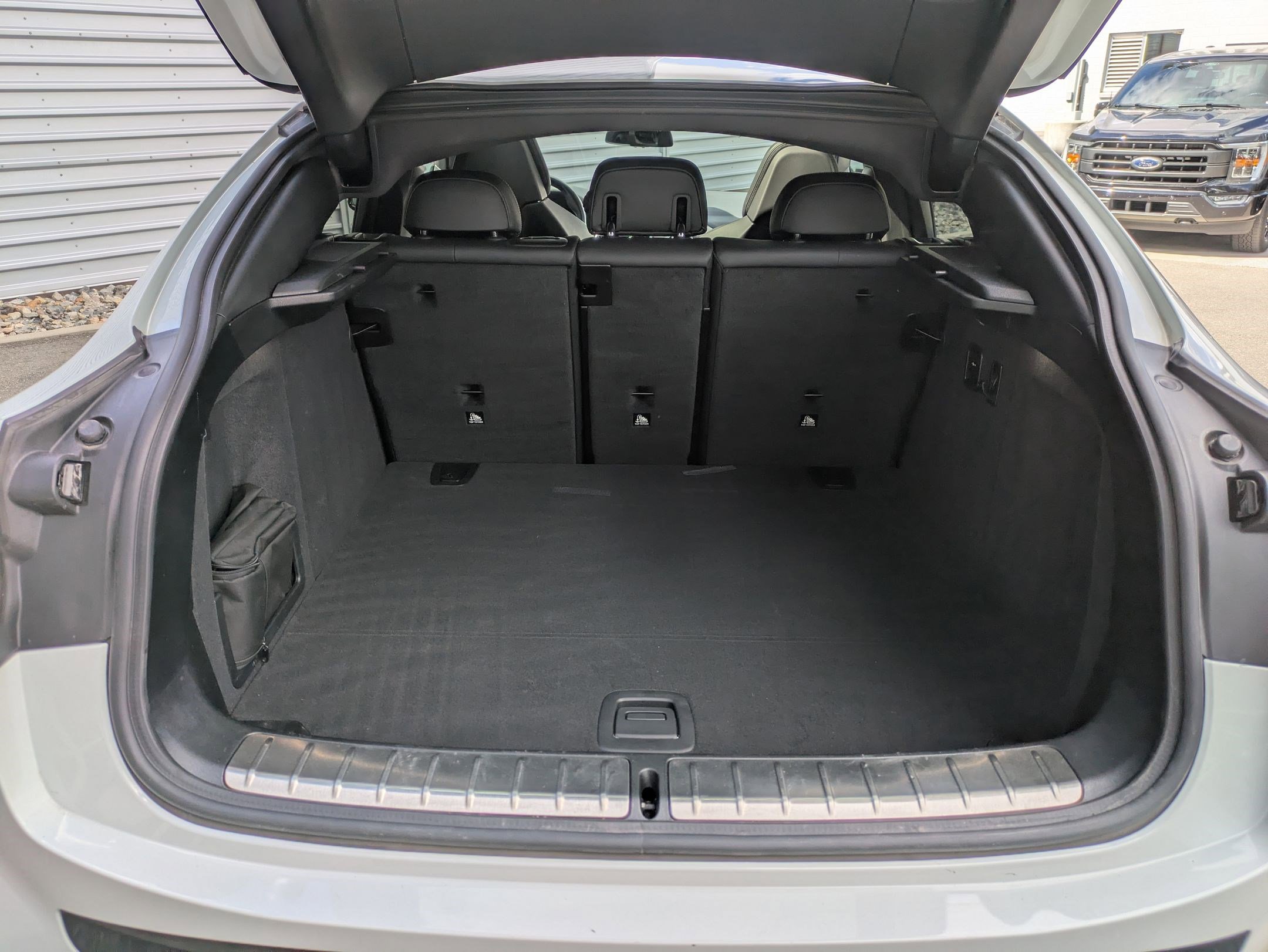 Used 2023 BMW X4 M w/ Competition Package image 31