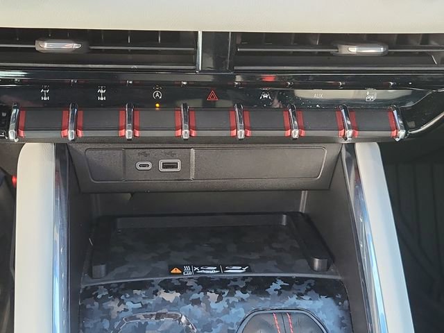 Used 2023 GMC Canyon AT4X image 35