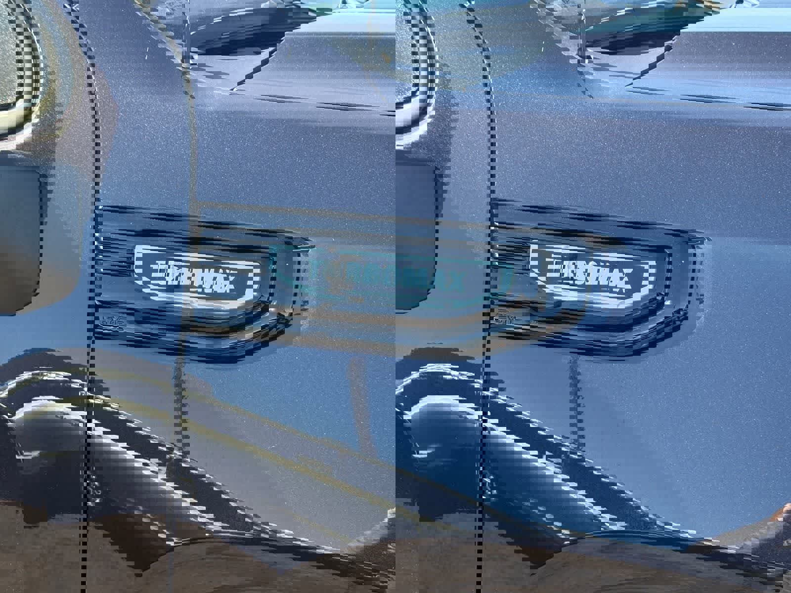 Used 2025 GMC Sierra 1500 Elevation image 7