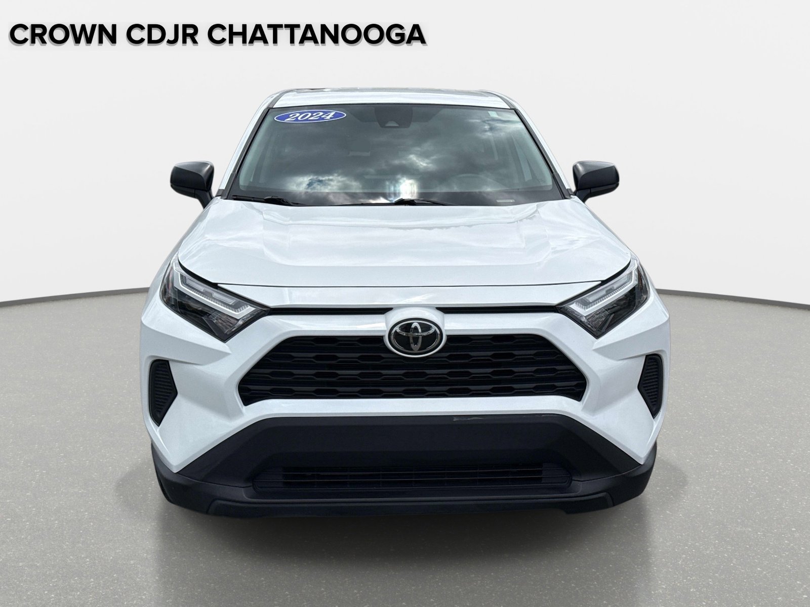 Used 2024 Toyota RAV4 LE FWD image 10