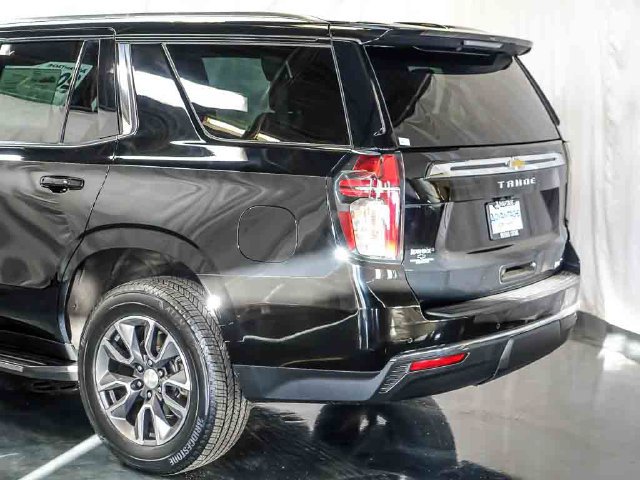 Used 2022 Chevrolet Tahoe LT w/ Luxury Package AWD/4WD image 10