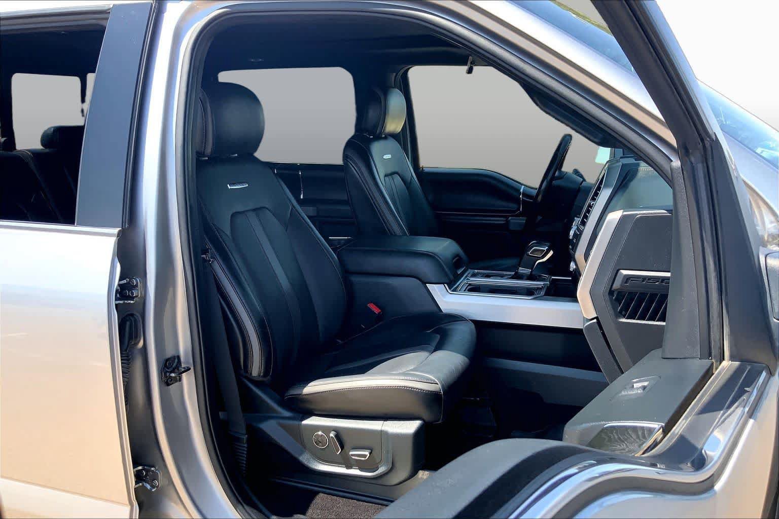 Used 2020 Ford F150 Platinum w/ Equipment Group 701A Luxury AWD/4WD image 8