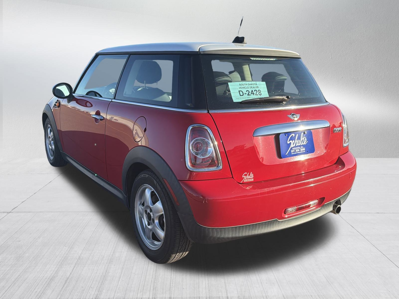 Used 2011 MINI Cooper Hardtop image 5
