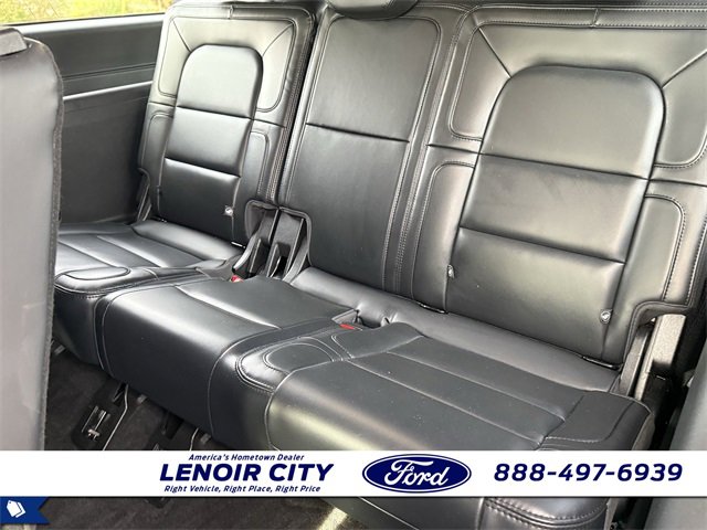 Used 2022 Lincoln Navigator L 2WD image 16