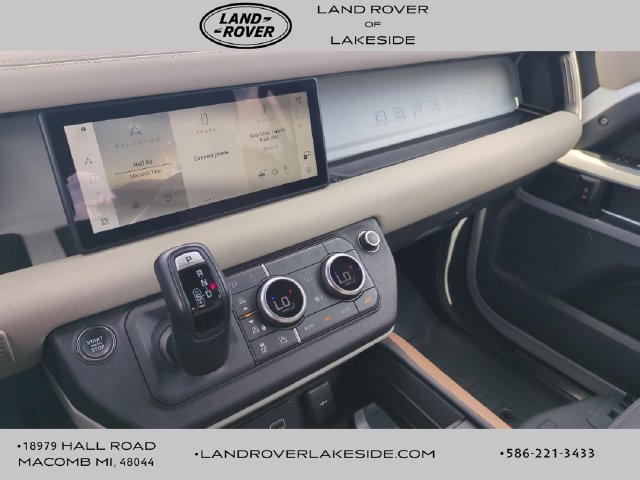 Used 2023 Land Rover Defender 110 X-Dynamic SE AWD/4WD image 11