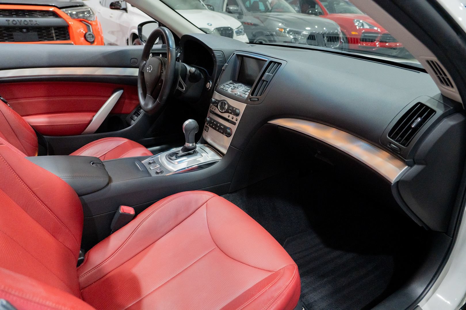 Used 2013 INFINITI G37 IPL RWD image 26