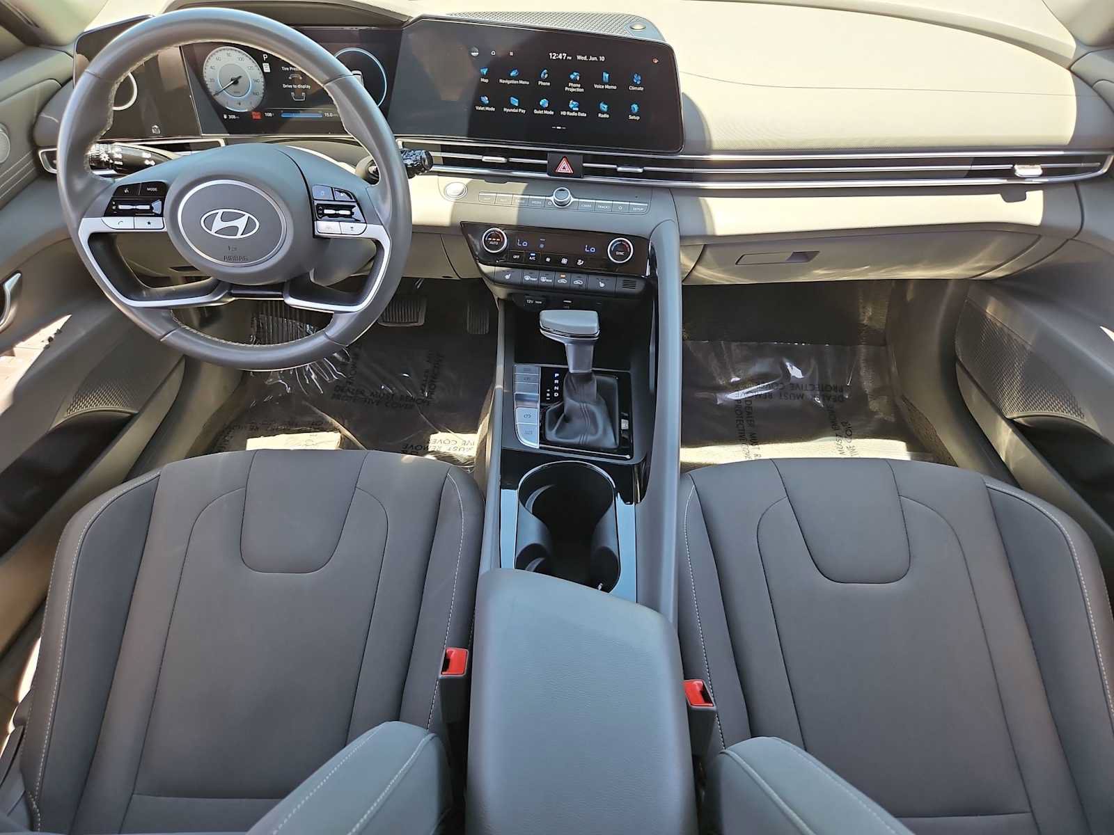 Certified 2025 Hyundai Elantra SEL FWD image 15