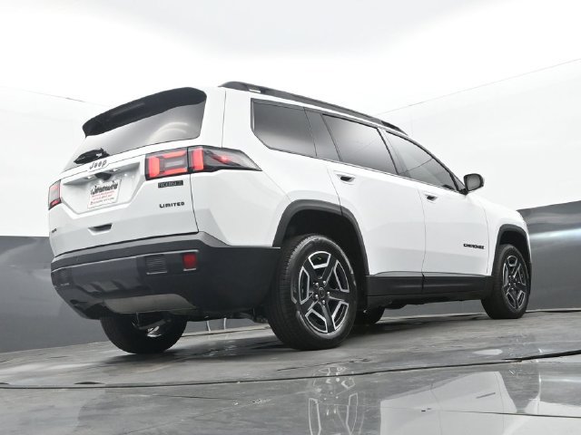 Used 2026 Jeep Cherokee Limited AWD/4WD image 26