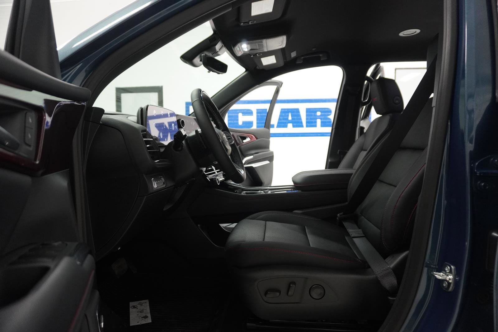 New 2026 Chevrolet Traverse Z71 w/ Enhanced Driving Package image 18